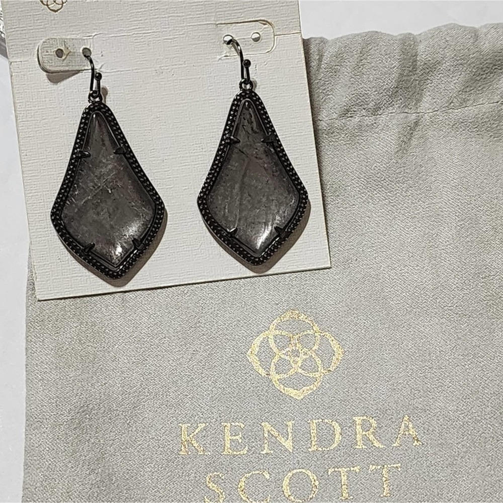 Kendra Scott Alex Drop earrings gunmetal tone mirror rock‎